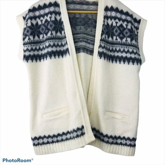 Ice Castles Drops Design  cap sleeve white cardigan size M - Picture 2 of 14